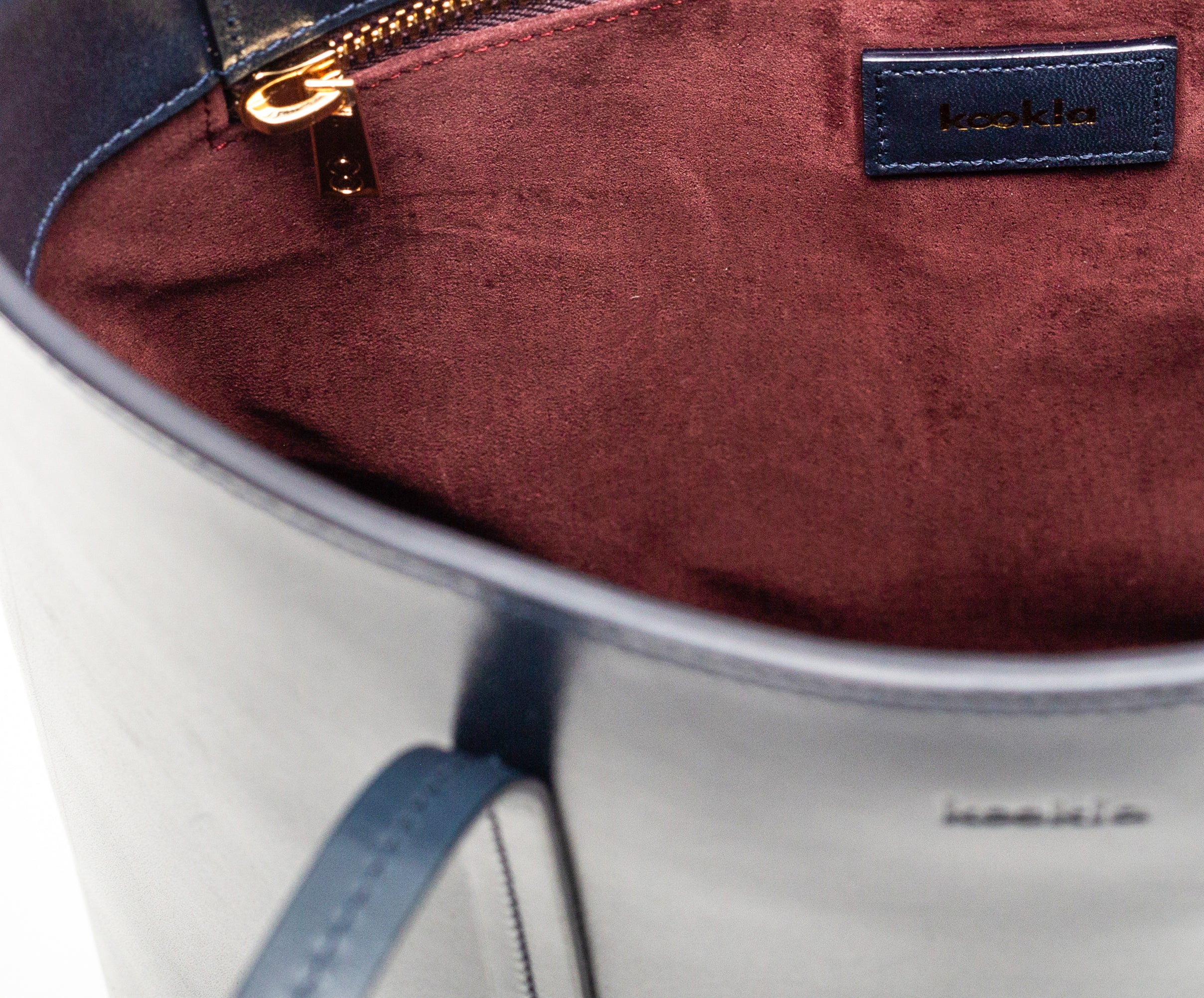 The Shoulder Tote